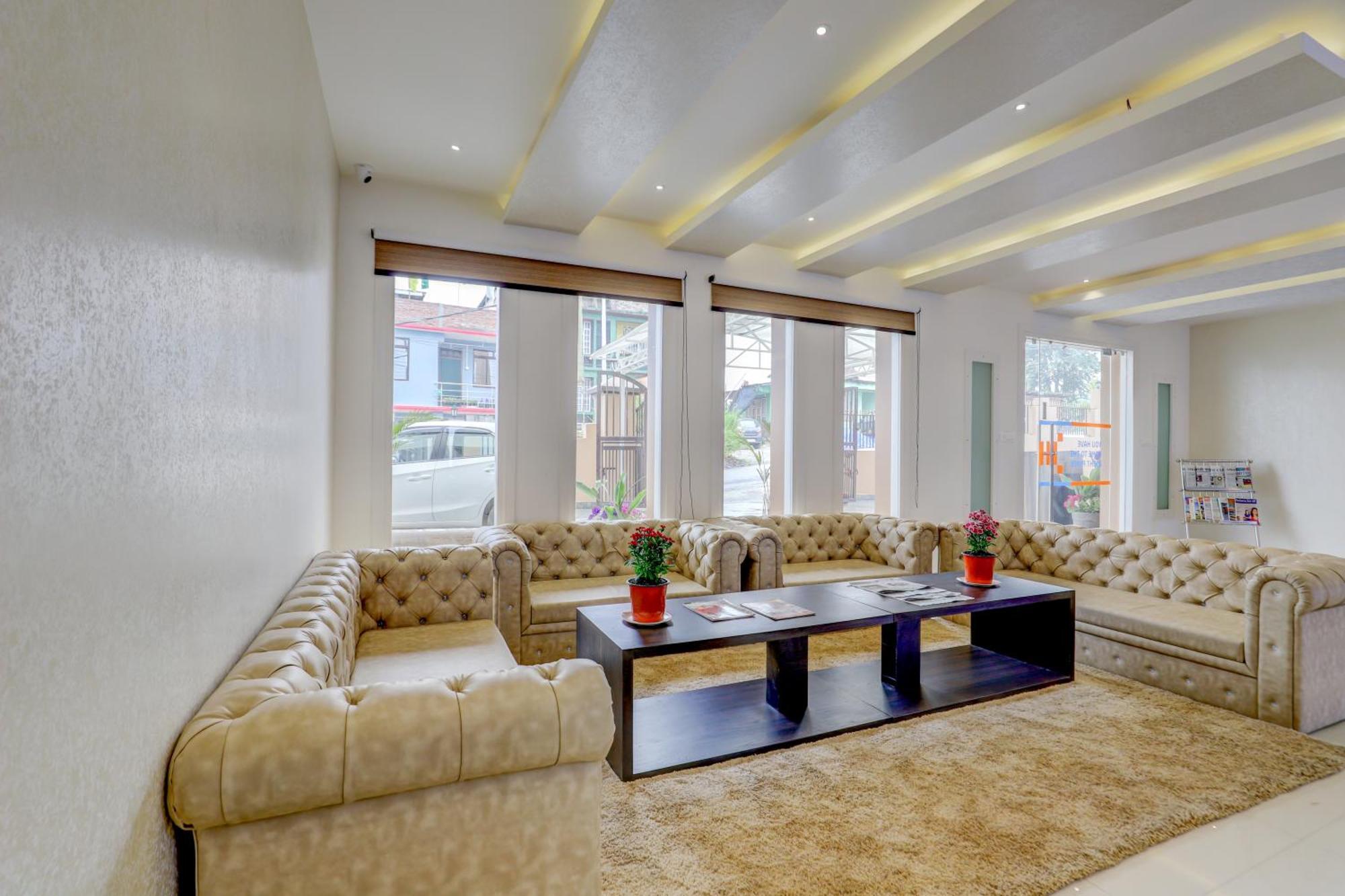 Banari Regency By Summit Hotel Namchi Kültér fotó
