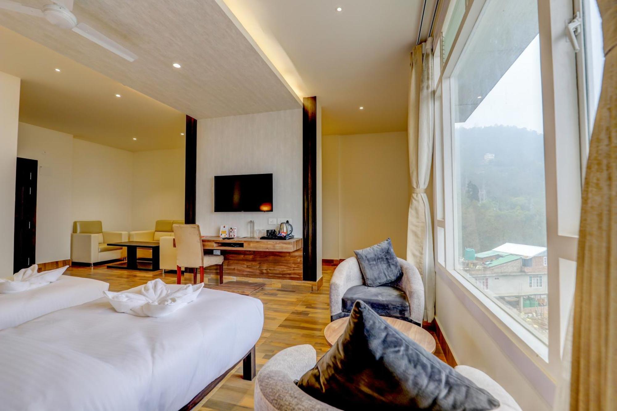 Banari Regency By Summit Hotel Namchi Kültér fotó
